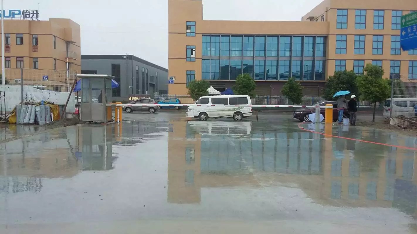 遵义播州区遵义播州区成都市物流公司道闸